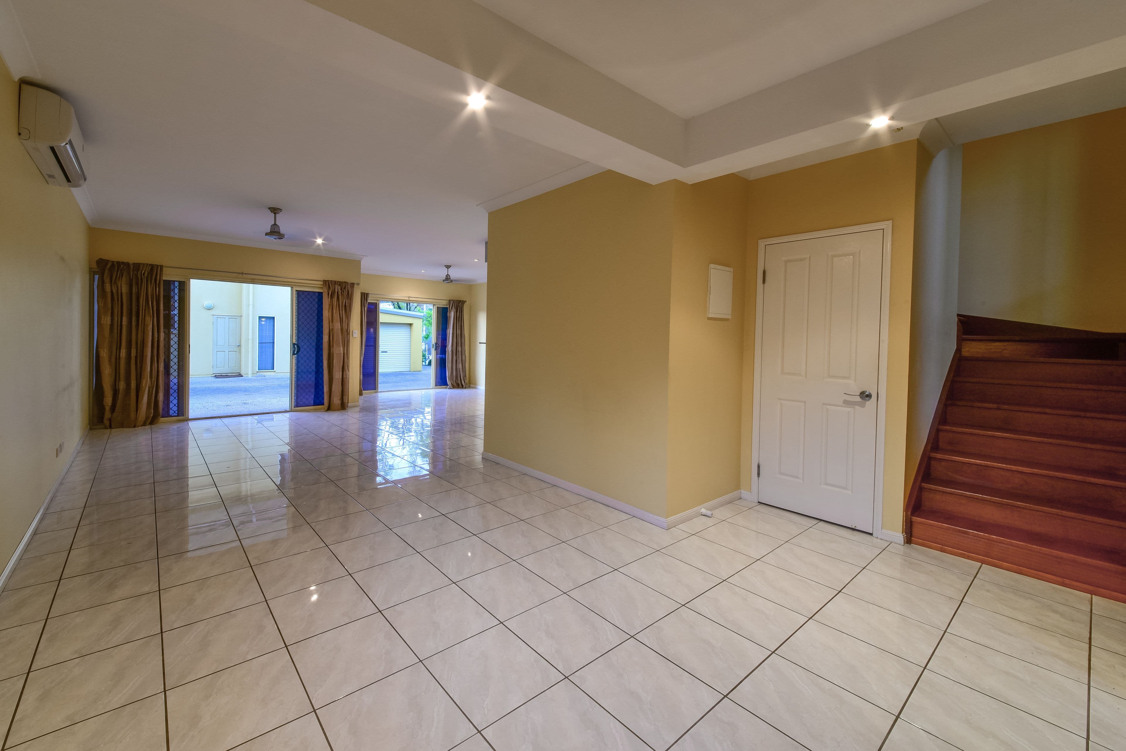 152 - 154 Shute Harbour Road, Cannonvale QLD 4802, Cannonvale - Thumbnail 4