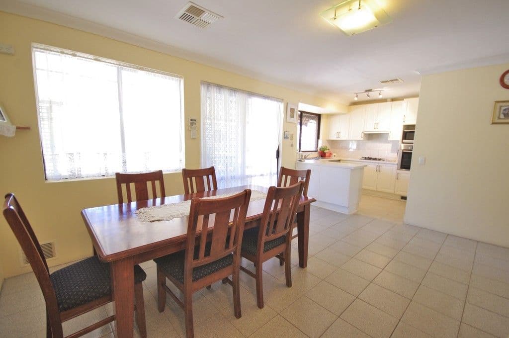 42 Farnesian Circle, Mirrabooka WA 6061, Mirrabooka - Thumbnail 5