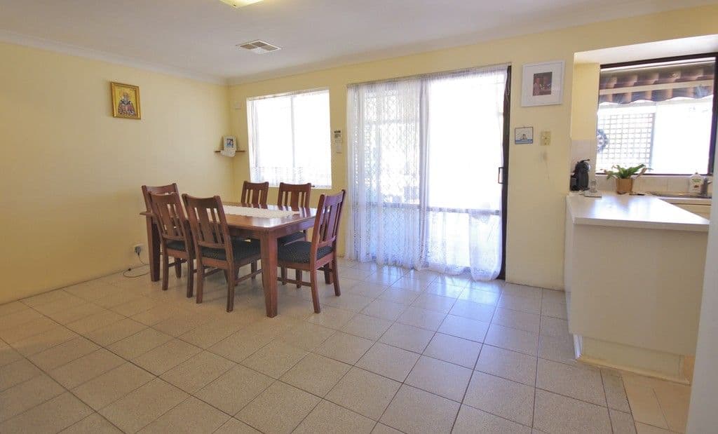 42 Farnesian Circle, Mirrabooka WA 6061, Mirrabooka - Thumbnail 6