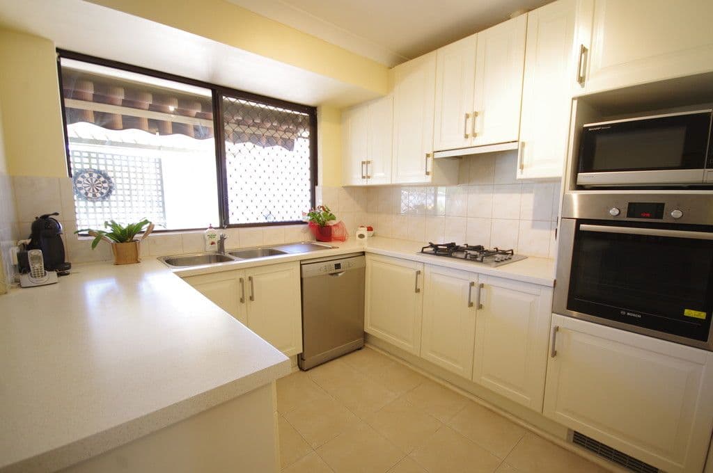 42 Farnesian Circle, Mirrabooka WA 6061, Mirrabooka - Thumbnail 8
