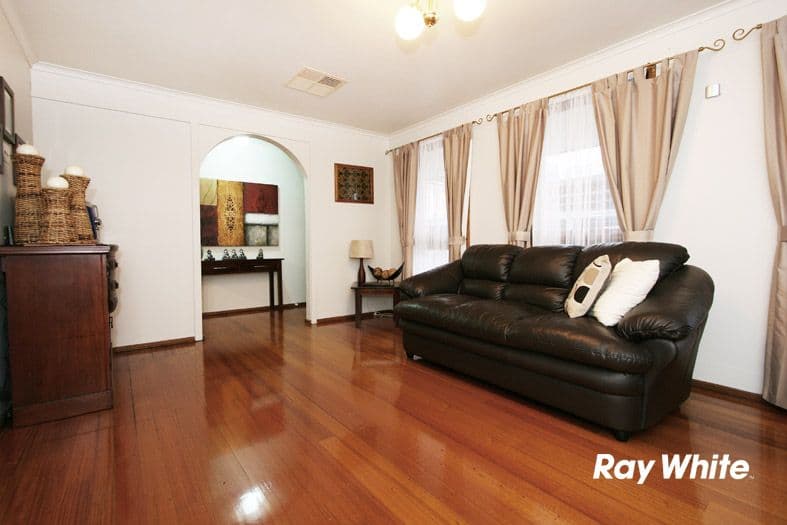 84 Fonteyn Drive, WANTIRNA SOUTH VIC 3152, Wantirna South - Thumbnail 5
