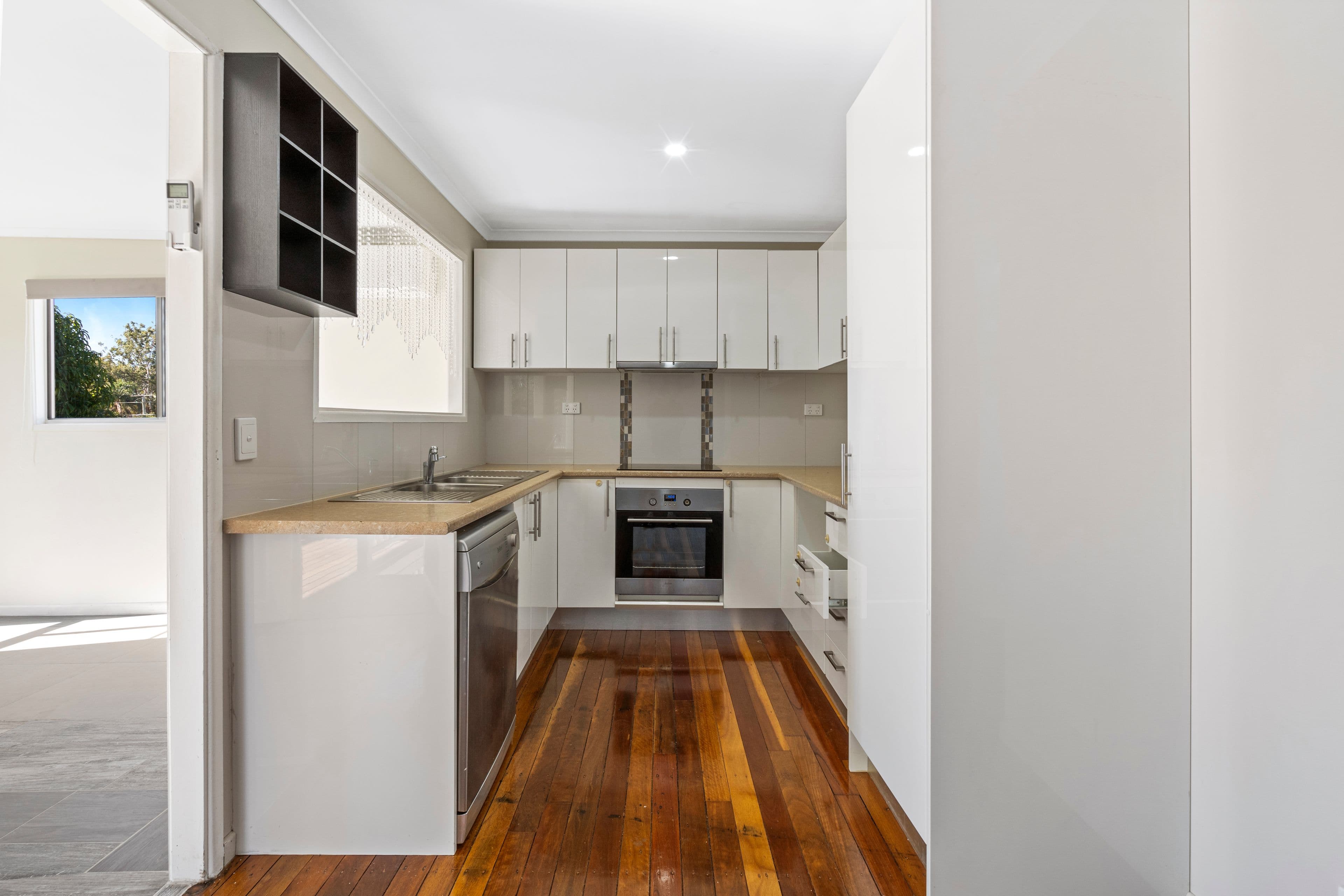 58 Aquarius Drive, Kingston QLD 4114, Kingston - Thumbnail 8
