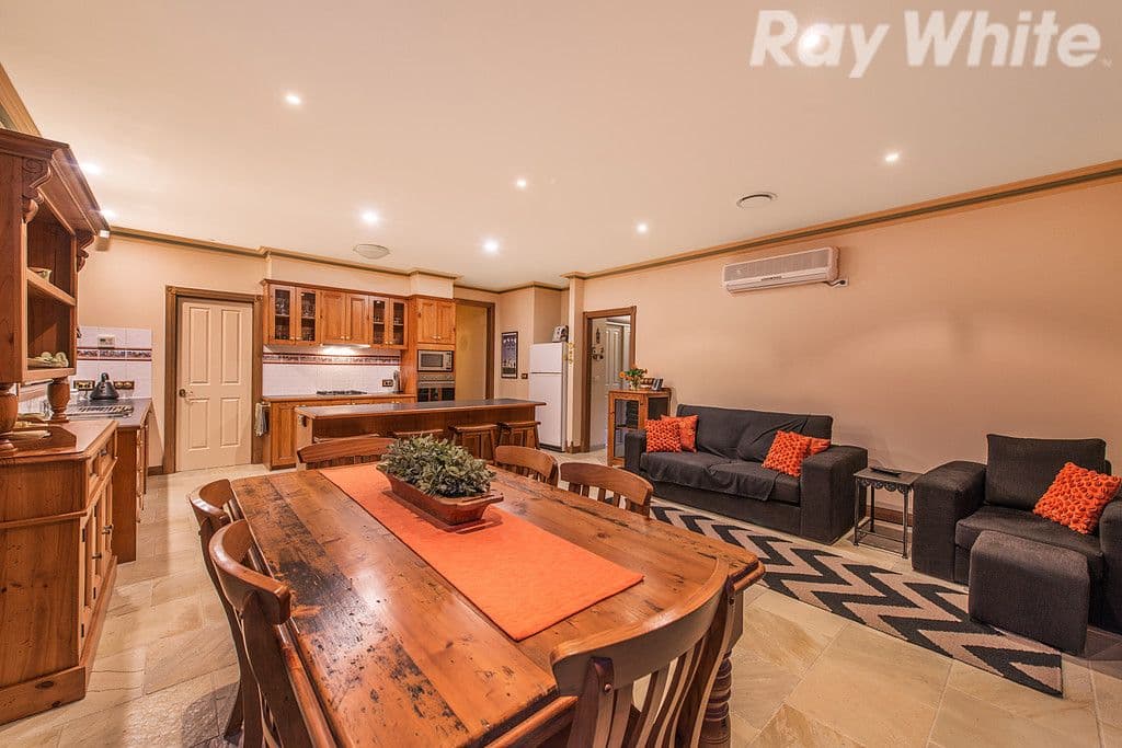 11 Forest Oak Drive, Upper Ferntree Gully VIC 3156, Upper Ferntree Gully - Thumbnail 2