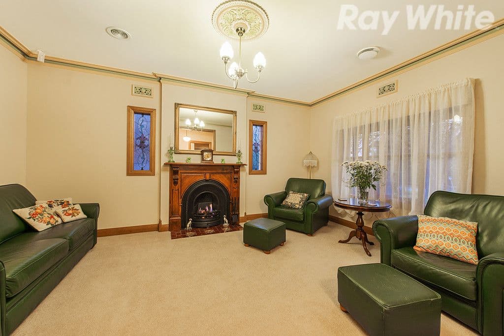 11 Forest Oak Drive, Upper Ferntree Gully VIC 3156, Upper Ferntree Gully - Thumbnail 3