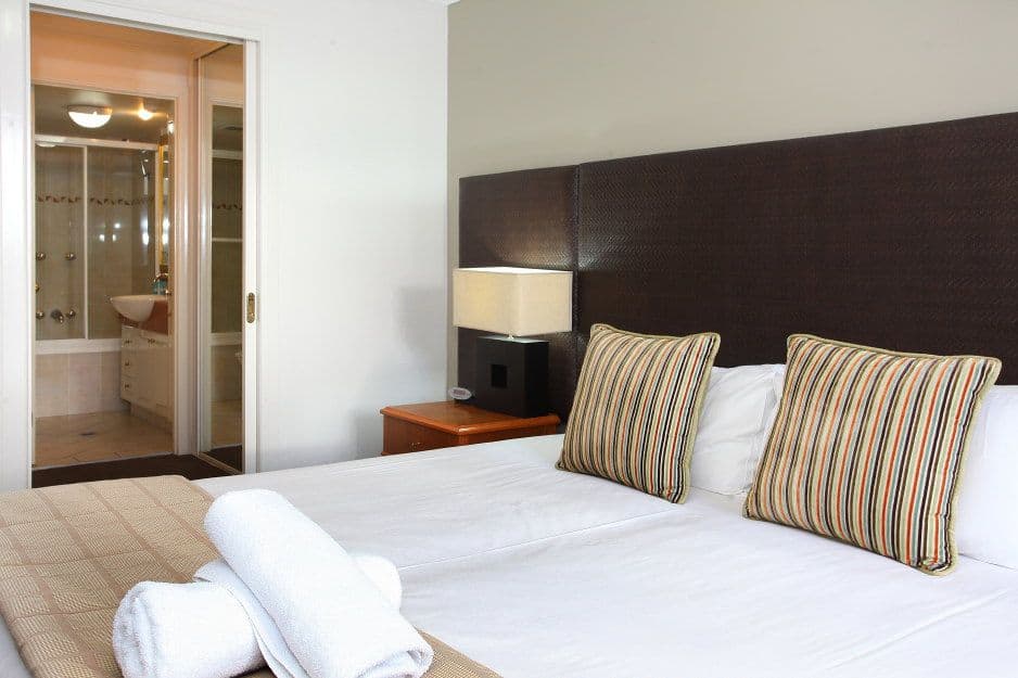 Broadbeach QLD 4218, Broadbeach - Thumbnail 6
