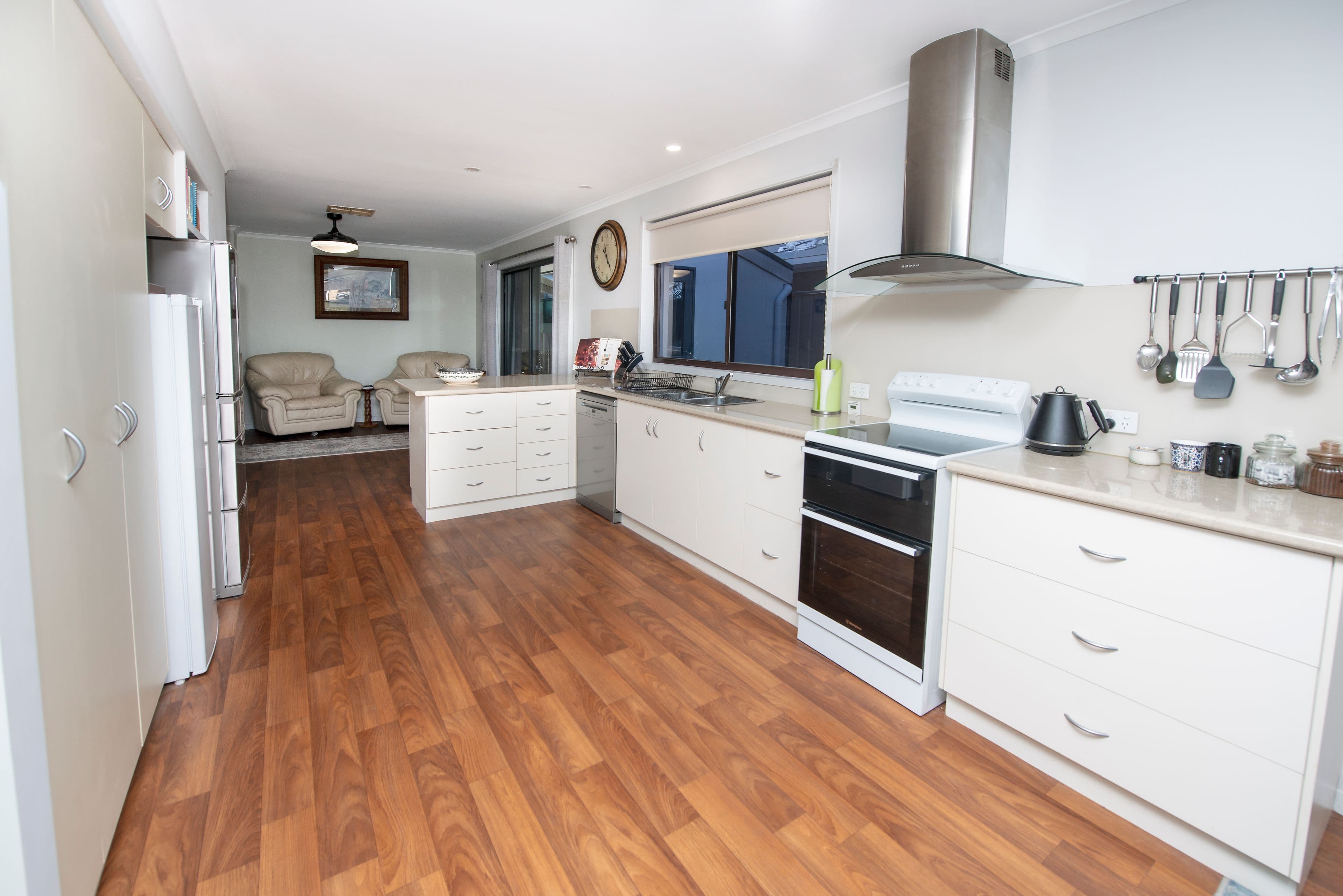 22 Butterworth Street, Swan Hill VIC 3585, Swan Hill - Thumbnail 2