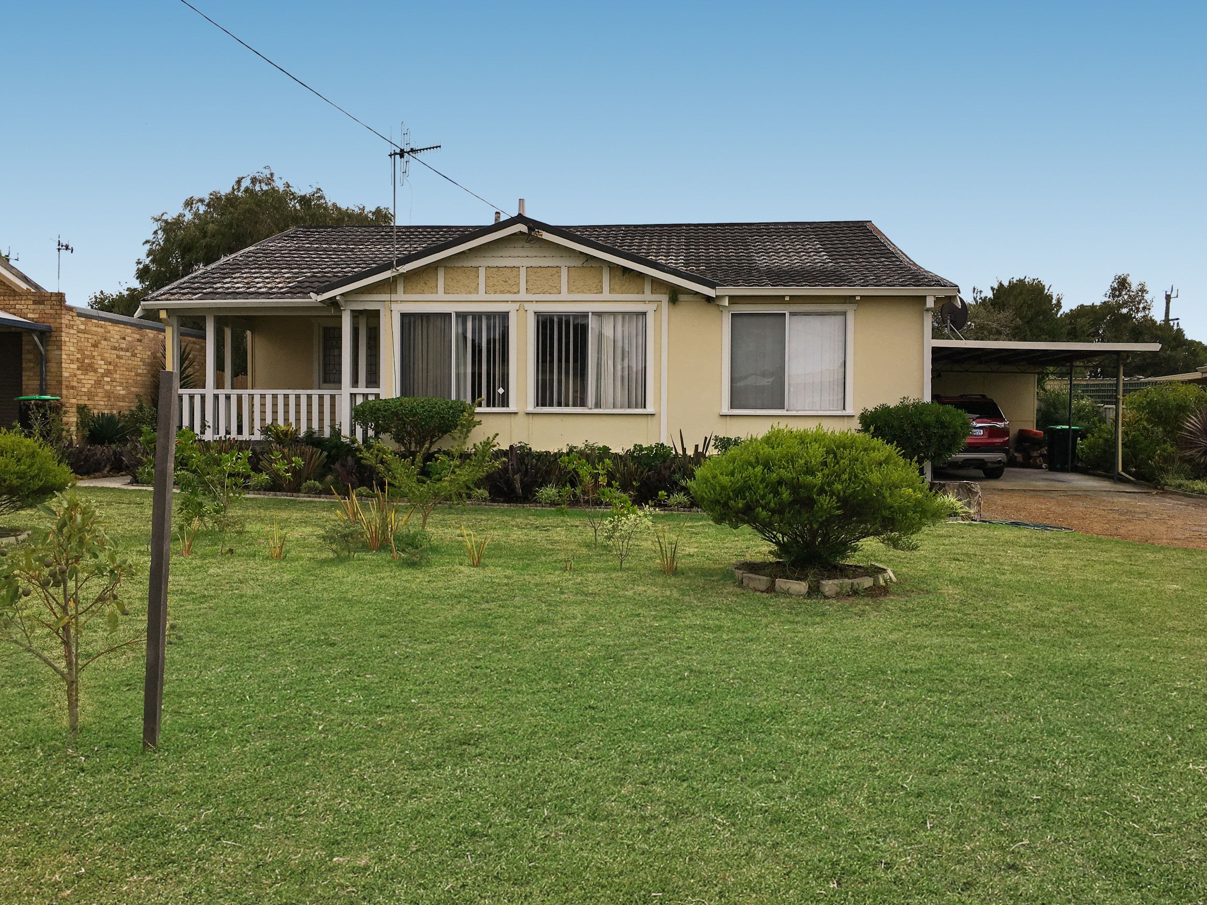 77 Leonora Street, Yakamia WA 6330, Yakamia - Thumbnail 2