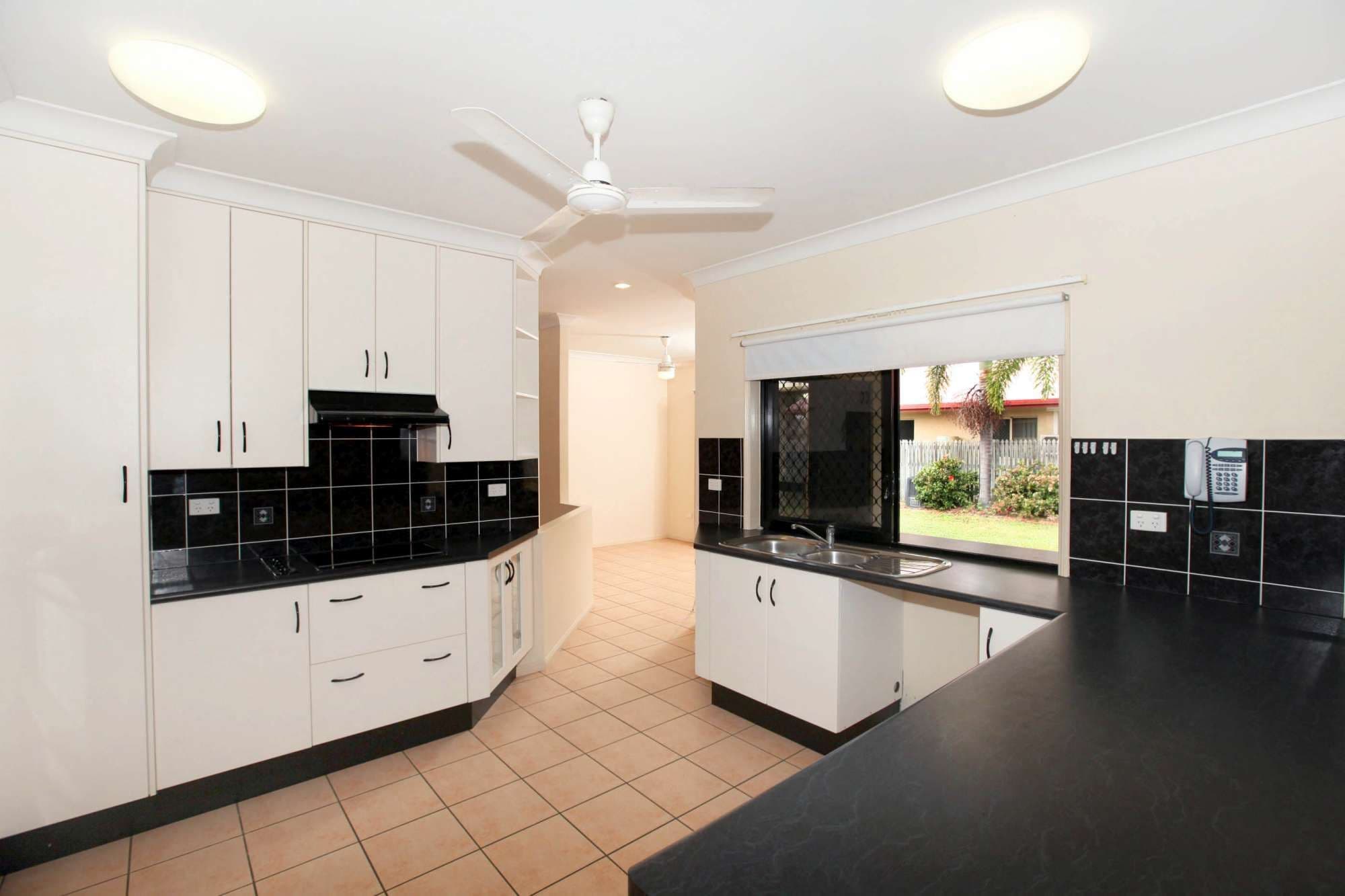 38 Woodbine Drive, ANNANDALE QLD 4814, Annandale - Thumbnail 3
