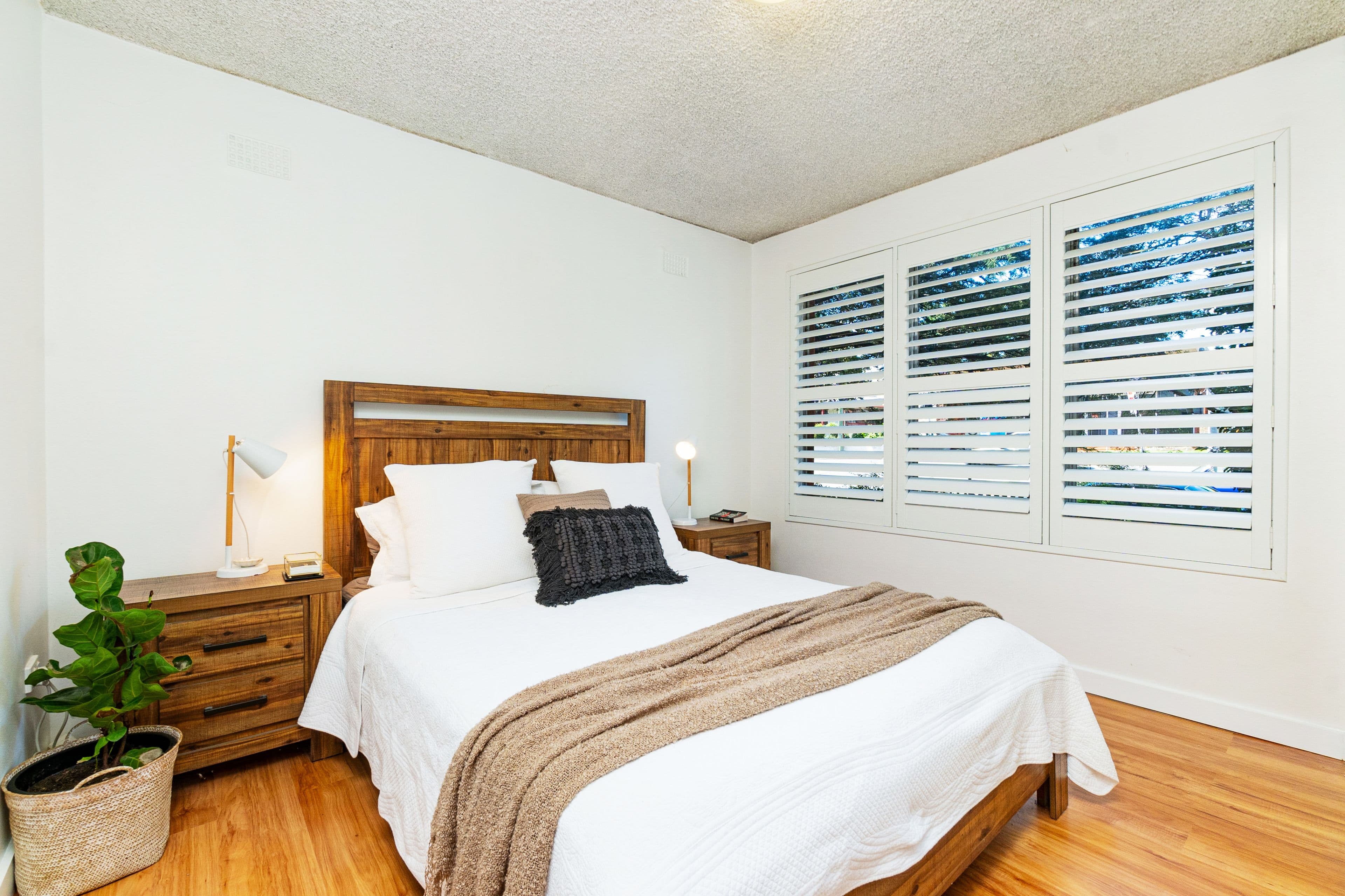 11-12 Howarth Road, Lane Cove NSW 2066, Lane Cove North - Thumbnail 3