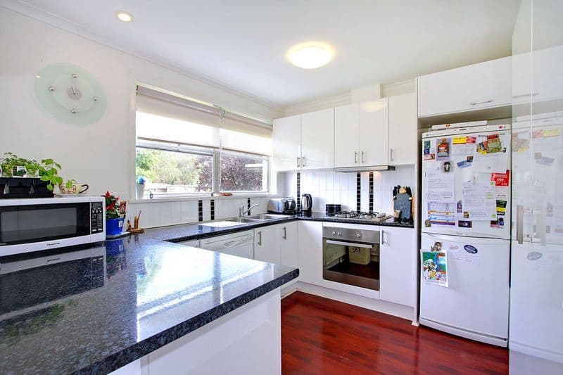 47  Illowa Street, MORNINGTON VIC 3931, Mornington - Thumbnail 3