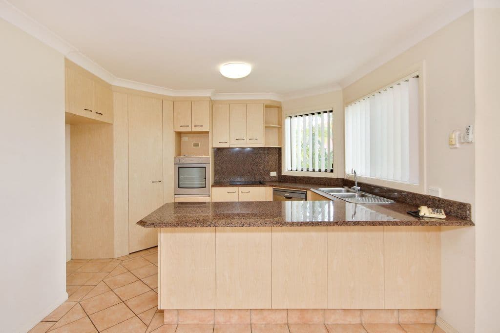 1 Leicester Terrace, MUDGEERABA QLD 4213, Mudgeeraba - Thumbnail 2