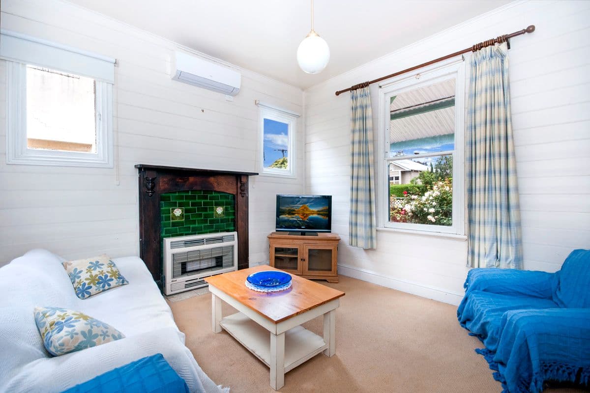 5 Learmonth Street, Hamilton VIC 3300, Hamilton - Thumbnail 3