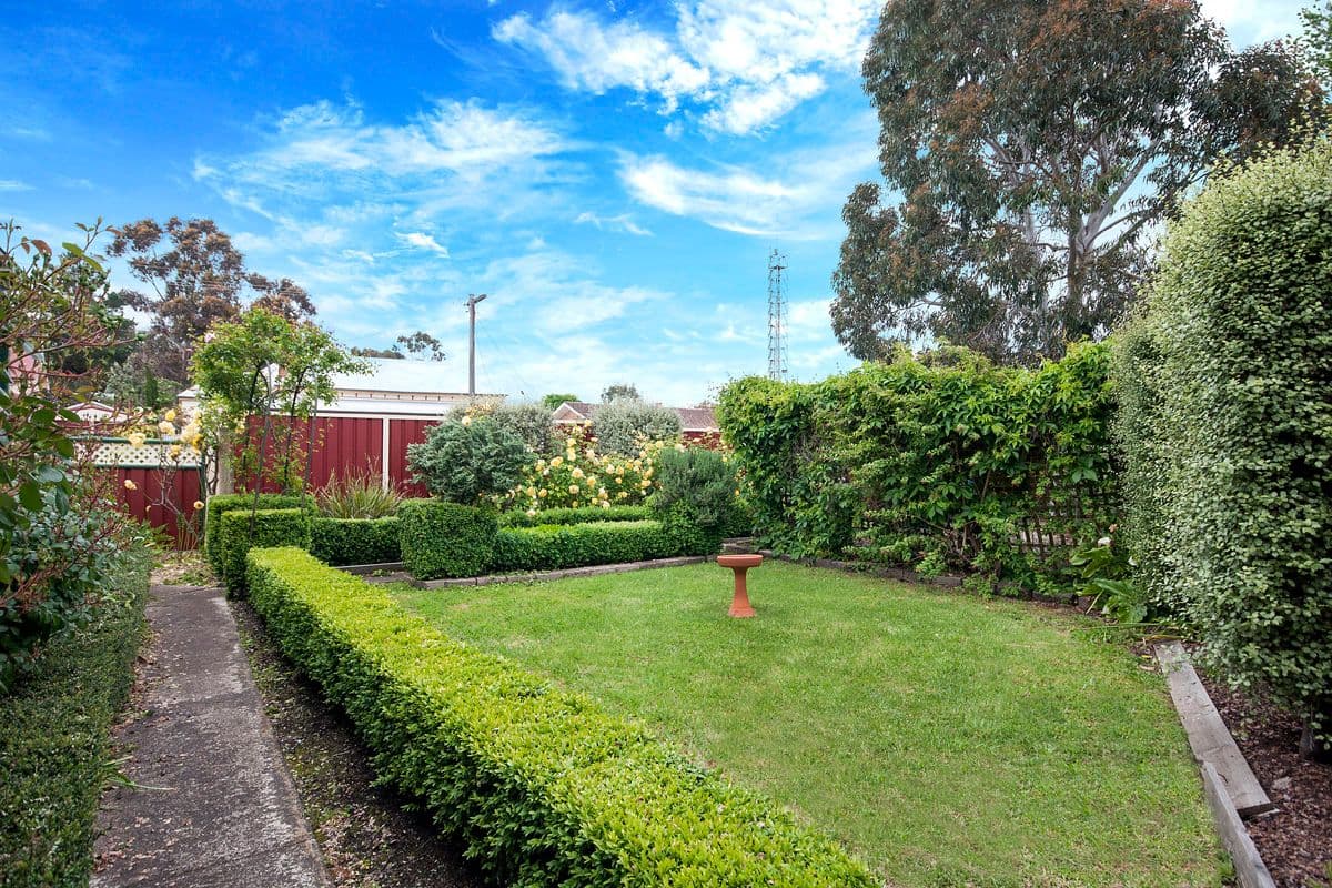 5 Learmonth Street, Hamilton VIC 3300, Hamilton - Thumbnail 6