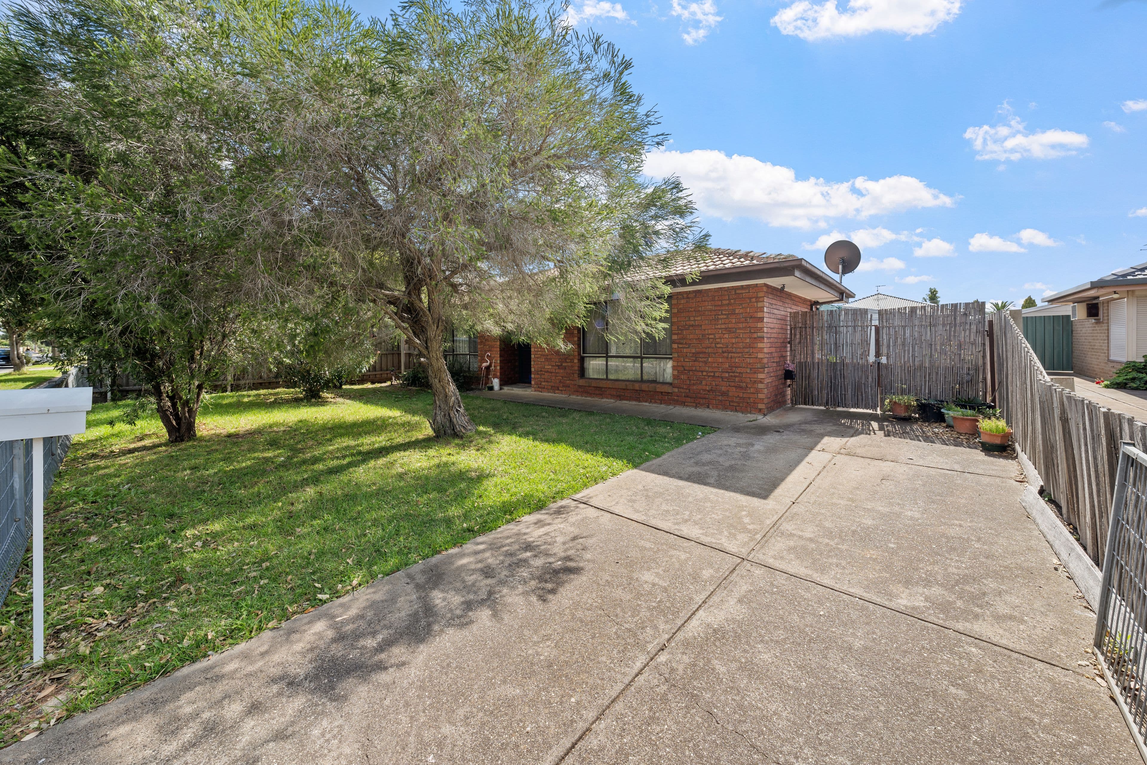 14 Second Avenue, Melton South VIC 3338, Melton South - Image 1