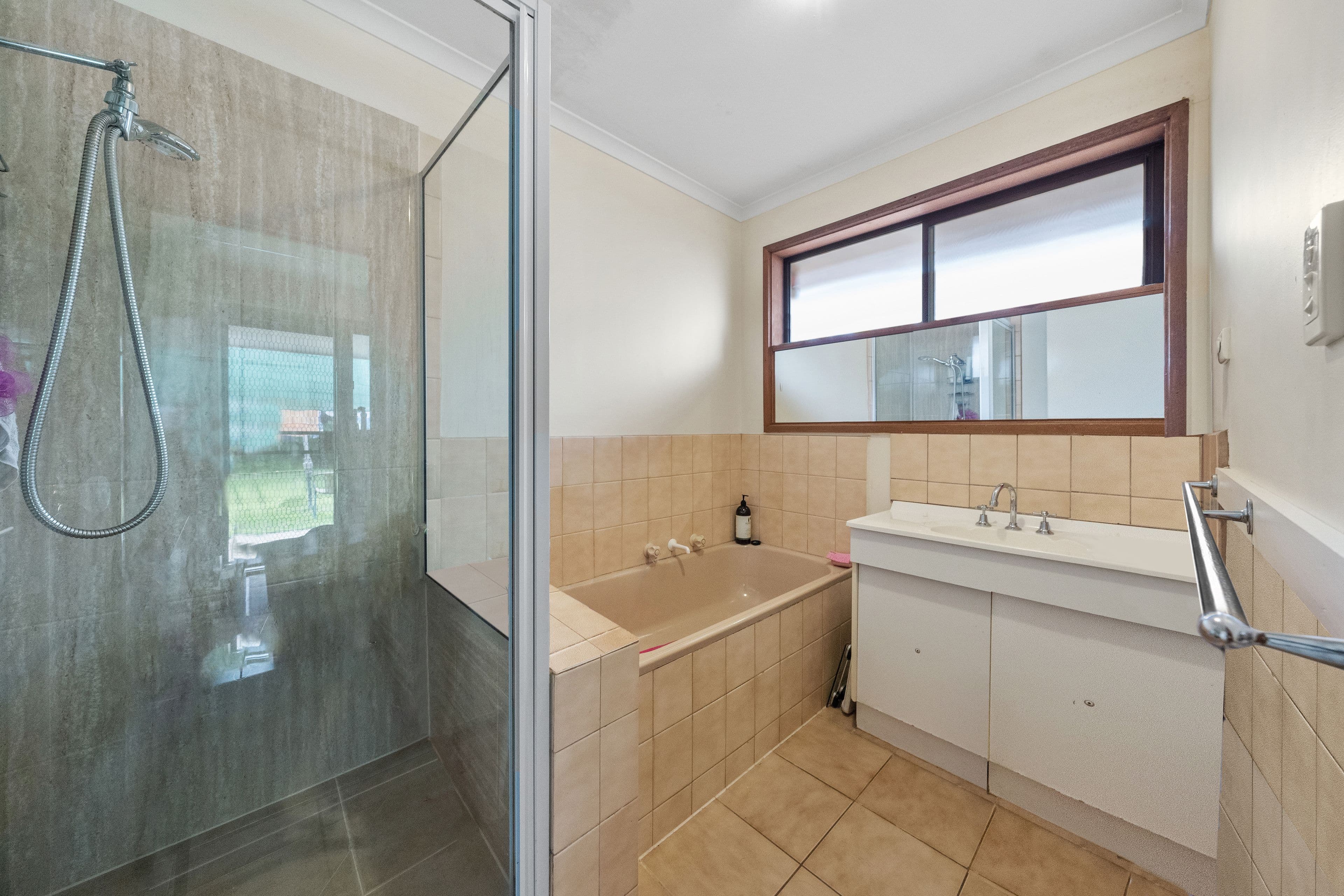 14 Second Avenue, Melton South VIC 3338, Melton South - Thumbnail 6