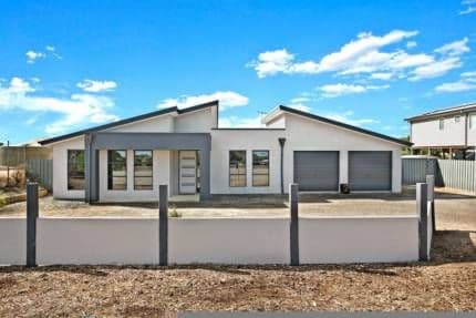 12 Ruskin Road, Thompson Beach SA 5501, Thompson Beach - Image 1
