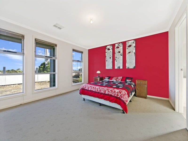 12 Ruskin Road, Thompson Beach SA 5501, Thompson Beach - Thumbnail 8