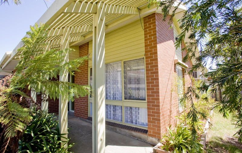 16 Worden Court, WHITTINGTON VIC 3219, Whittington - Thumbnail 2
