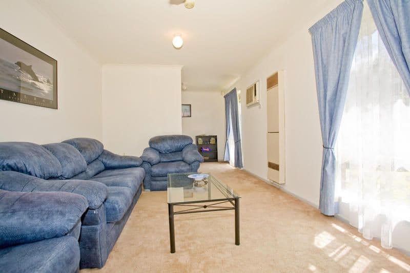 16 Worden Court, WHITTINGTON VIC 3219, Whittington - Thumbnail 4
