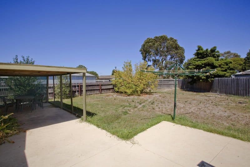 16 Worden Court, WHITTINGTON VIC 3219, Whittington - Thumbnail 8