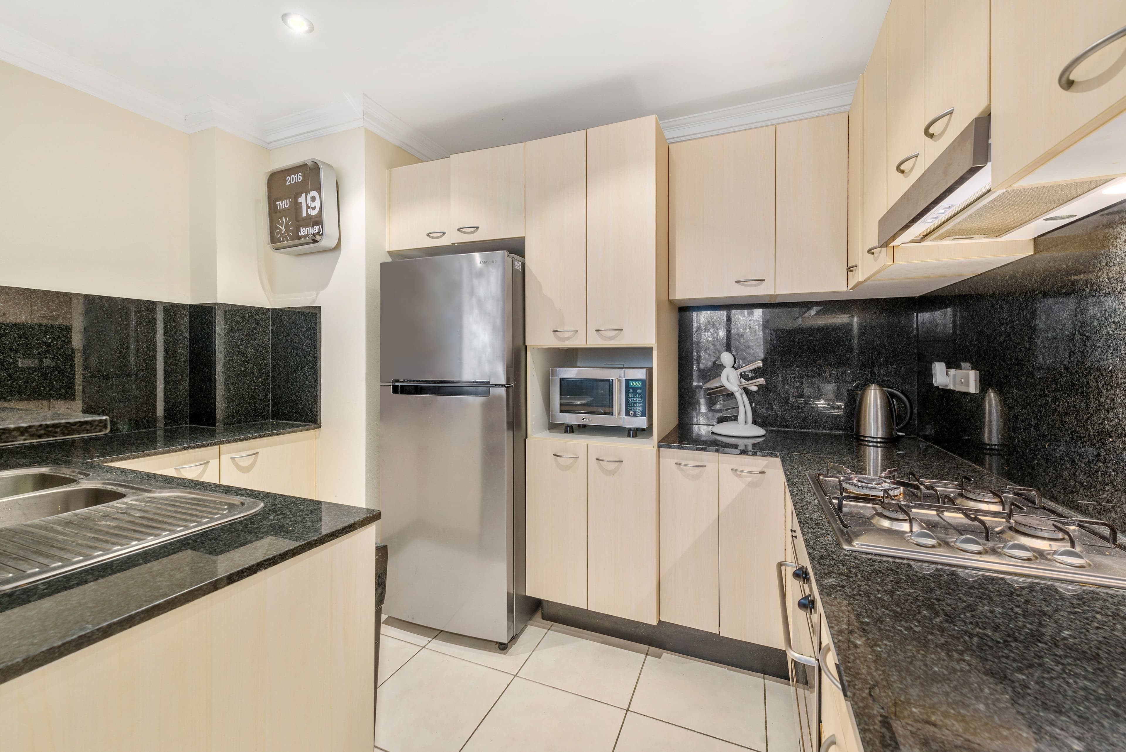 24 Imperial Avenue, Bondi Beach NSW 2026, Bondi - Thumbnail 2