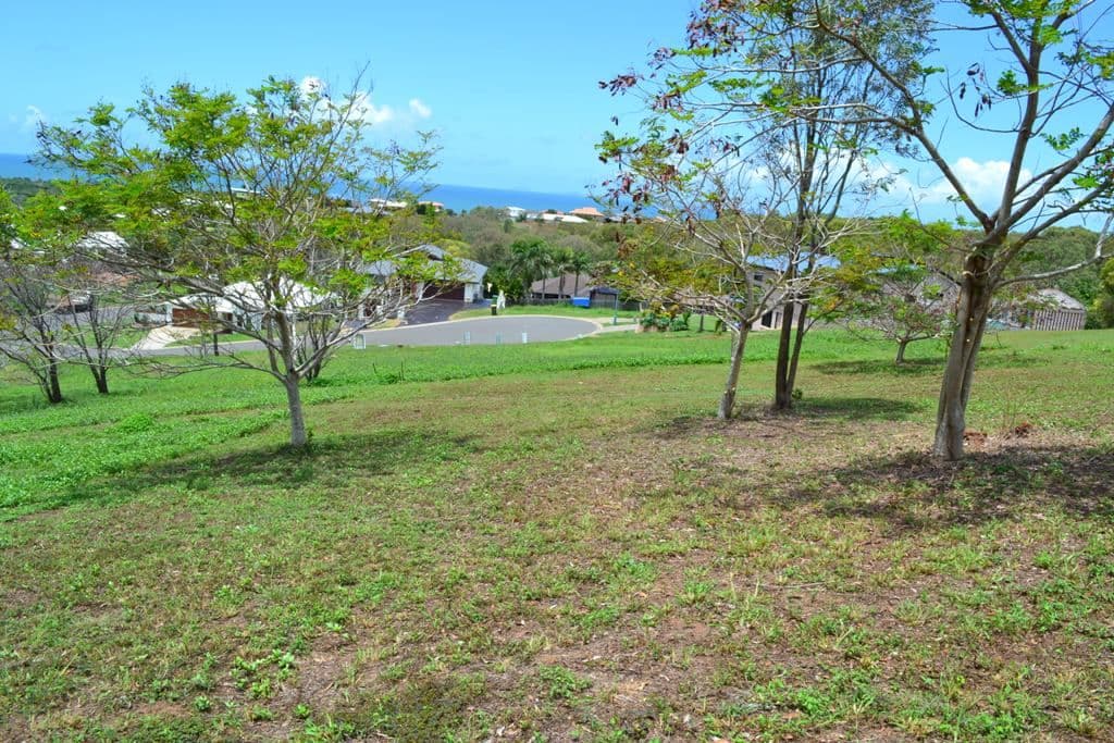 5 Fraser Crescent, PACIFIC HEIGHTS QLD 4703, Pacific Heights - Thumbnail 4