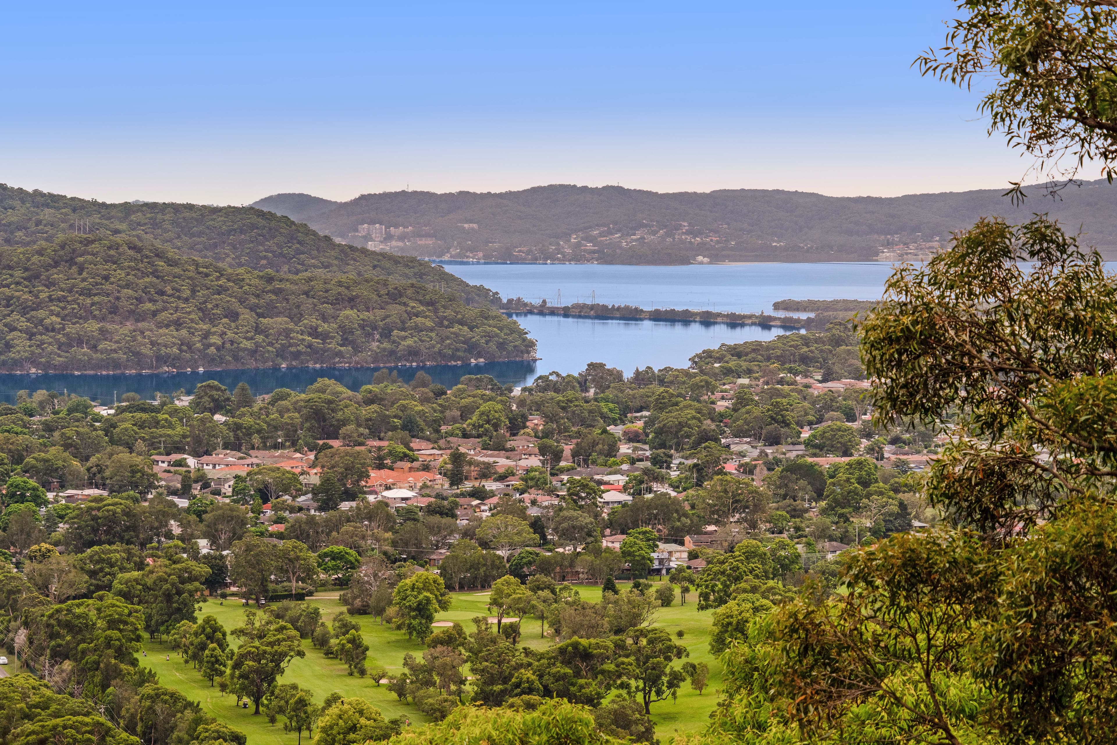 54 Kingsview Drive, Umina Beach - Thumbnail 2
