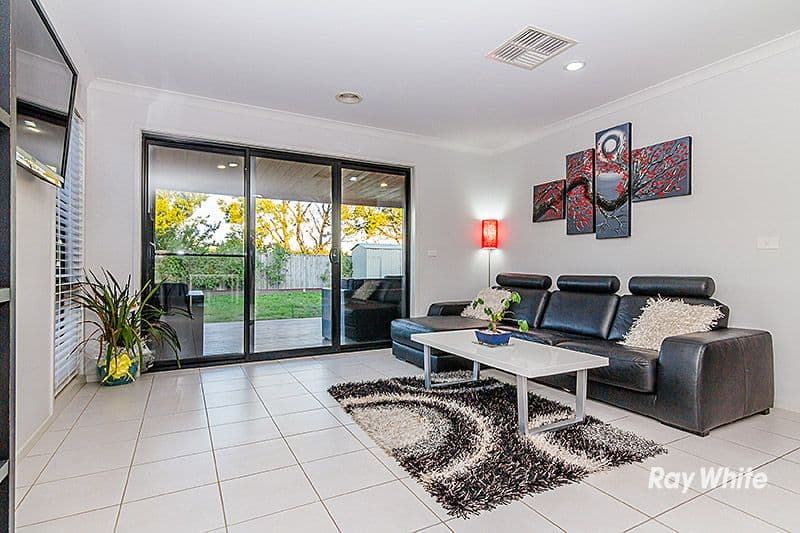 42 Silverwattle Drive, Lyndhurst VIC 3975, Lyndhurst - Thumbnail 3