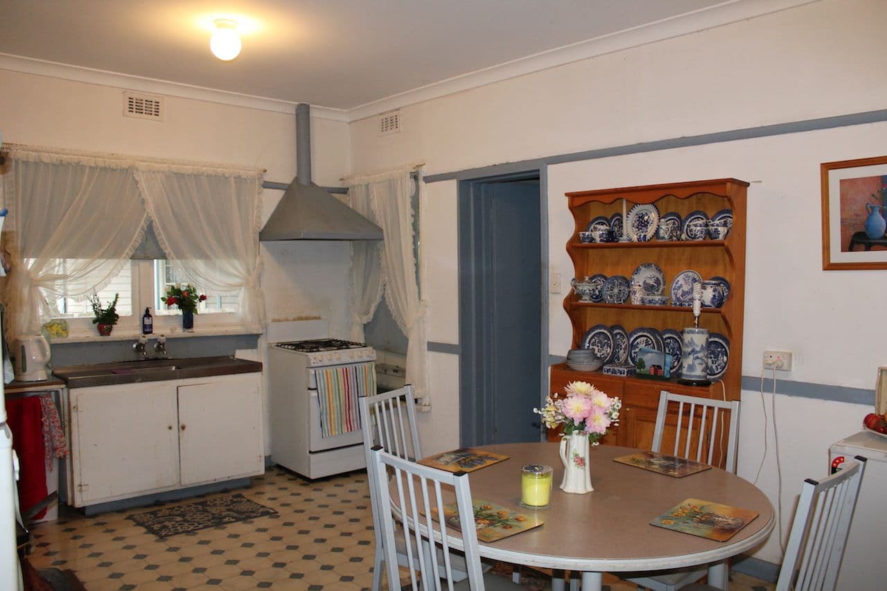 76 Stephen Street, Hamilton VIC 3300, Hamilton - Thumbnail 2