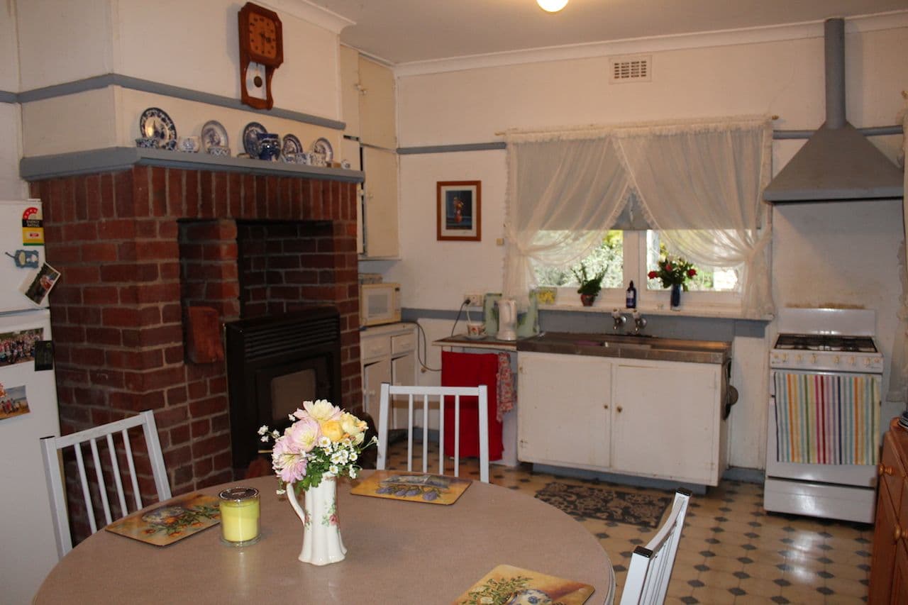 76 Stephen Street, Hamilton VIC 3300, Hamilton - Thumbnail 3