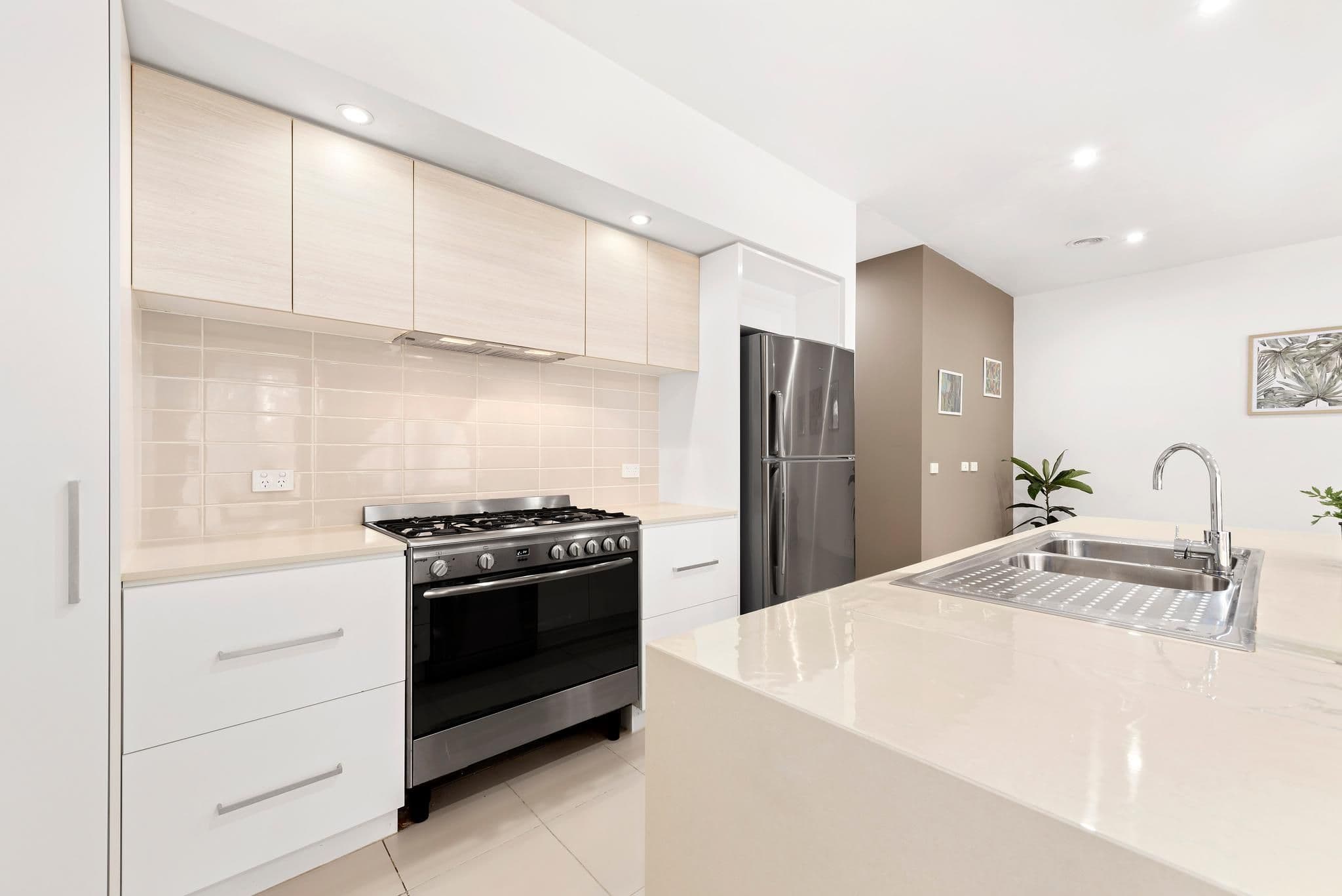 11 Burn Nar Look Drive, Burwood VIC 3125, Burwood - Thumbnail 3
