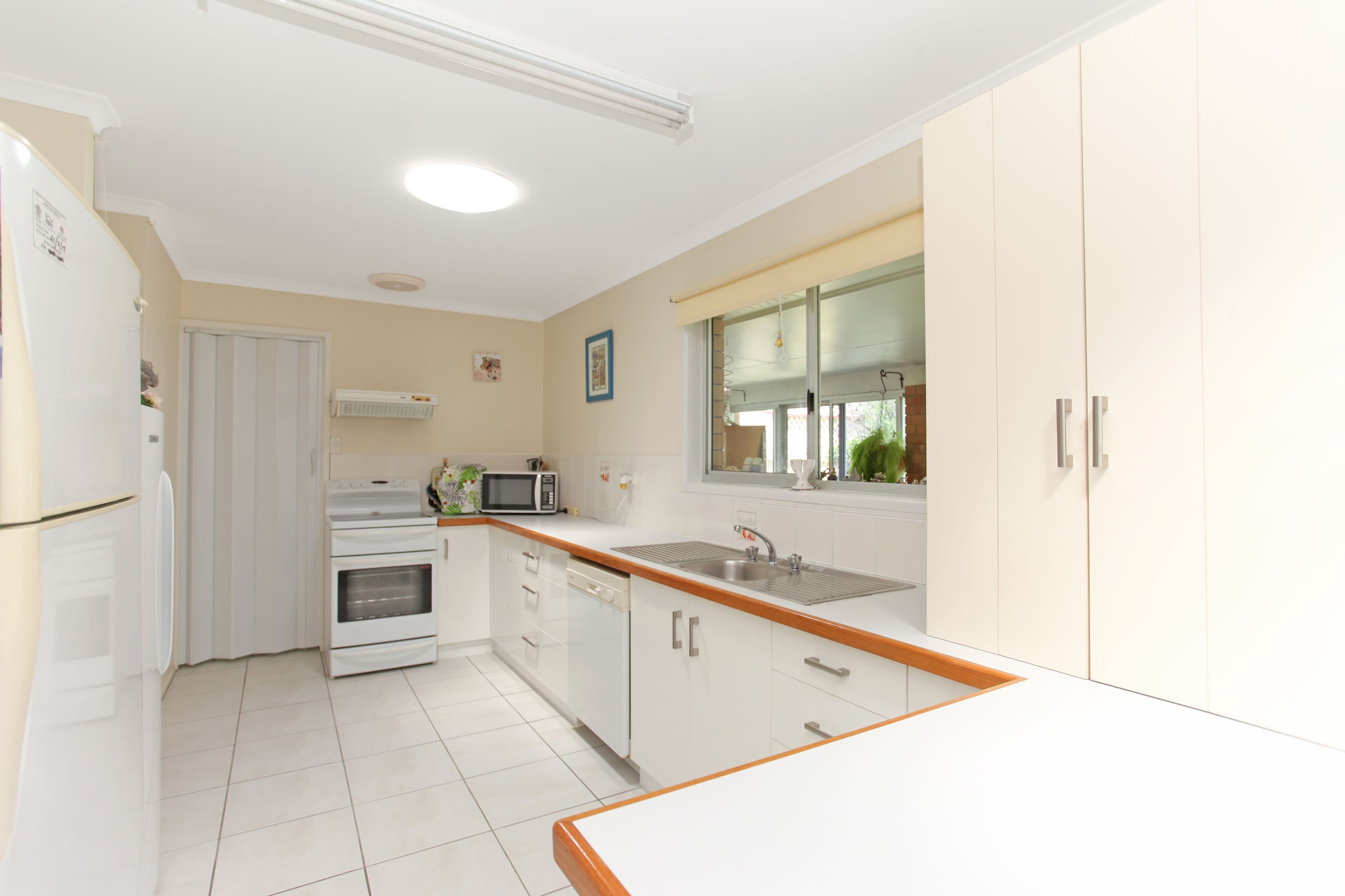 37 Bucas Drive, Bucasia QLD 4750, Bucasia - Thumbnail 4