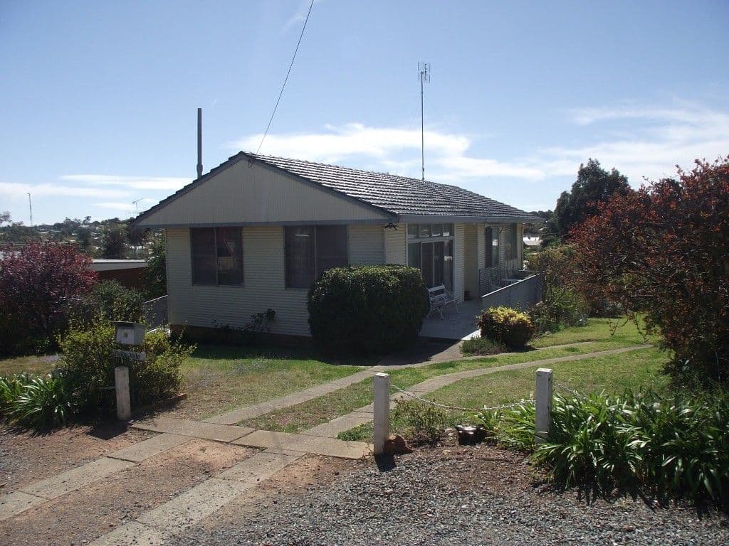 10 Bushman Street, PARKES NSW 2870, Parkes - Image 1