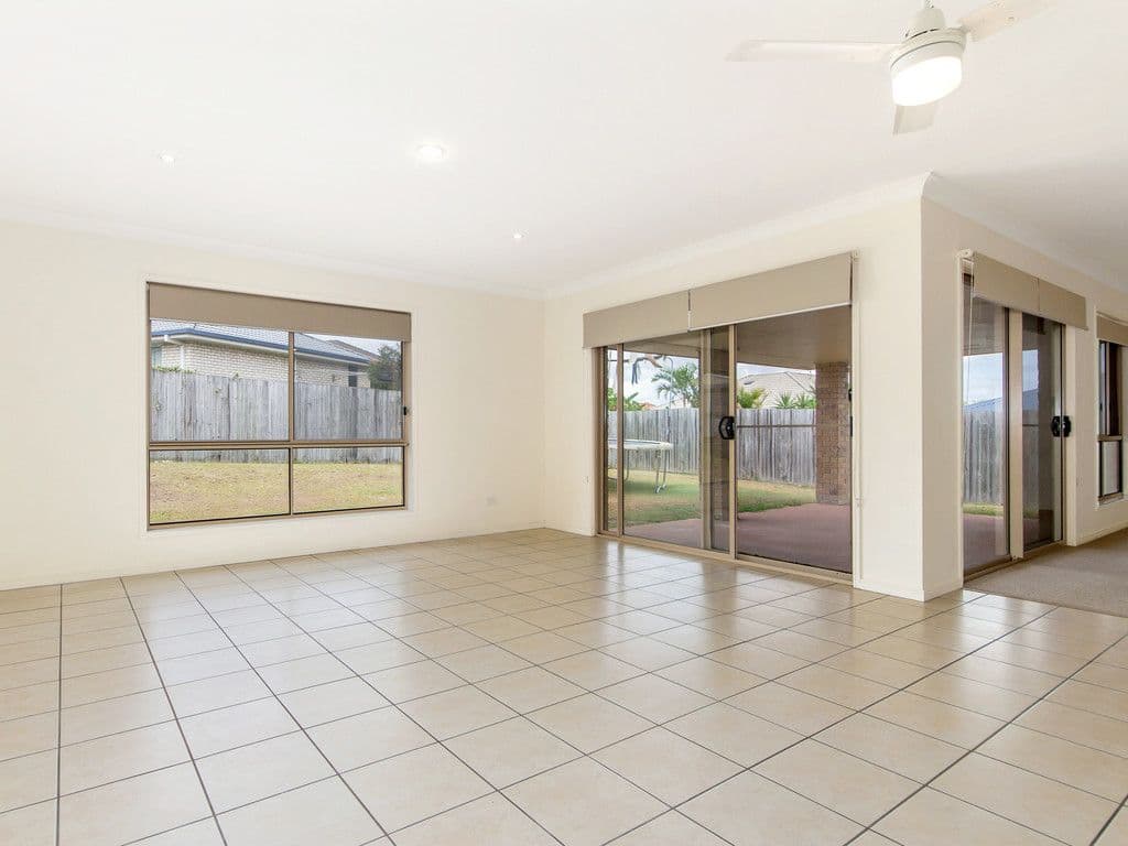102 Karall Street, Ormeau QLD 4208, Ormeau - Thumbnail 4