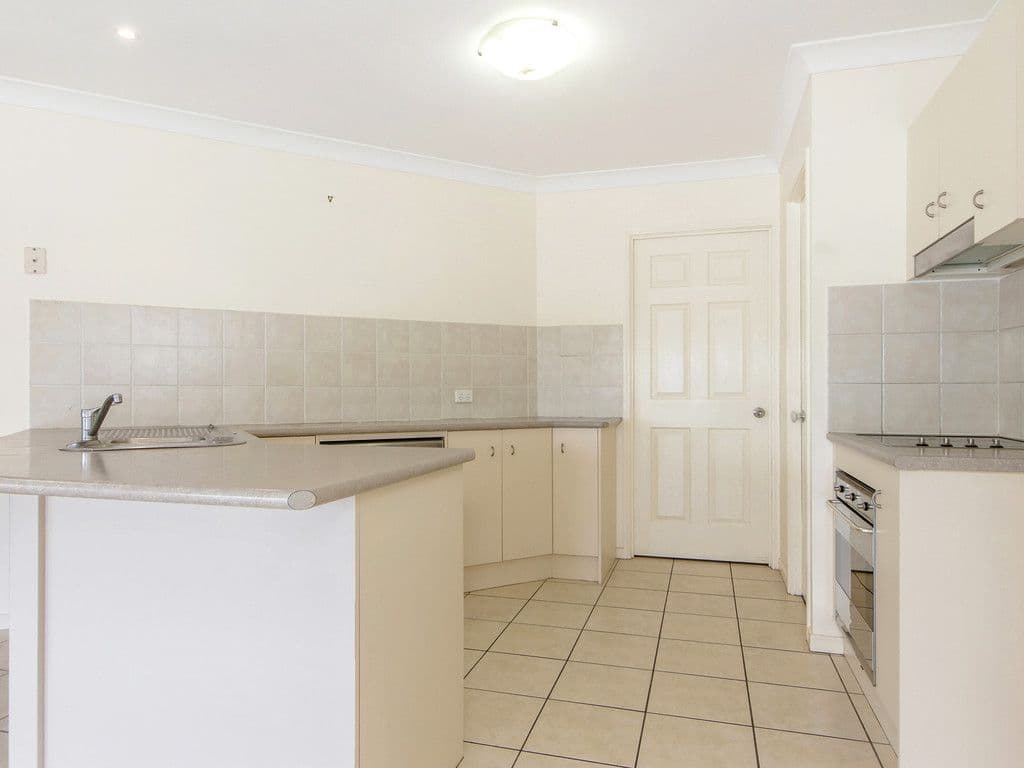 102 Karall Street, Ormeau QLD 4208, Ormeau - Thumbnail 6