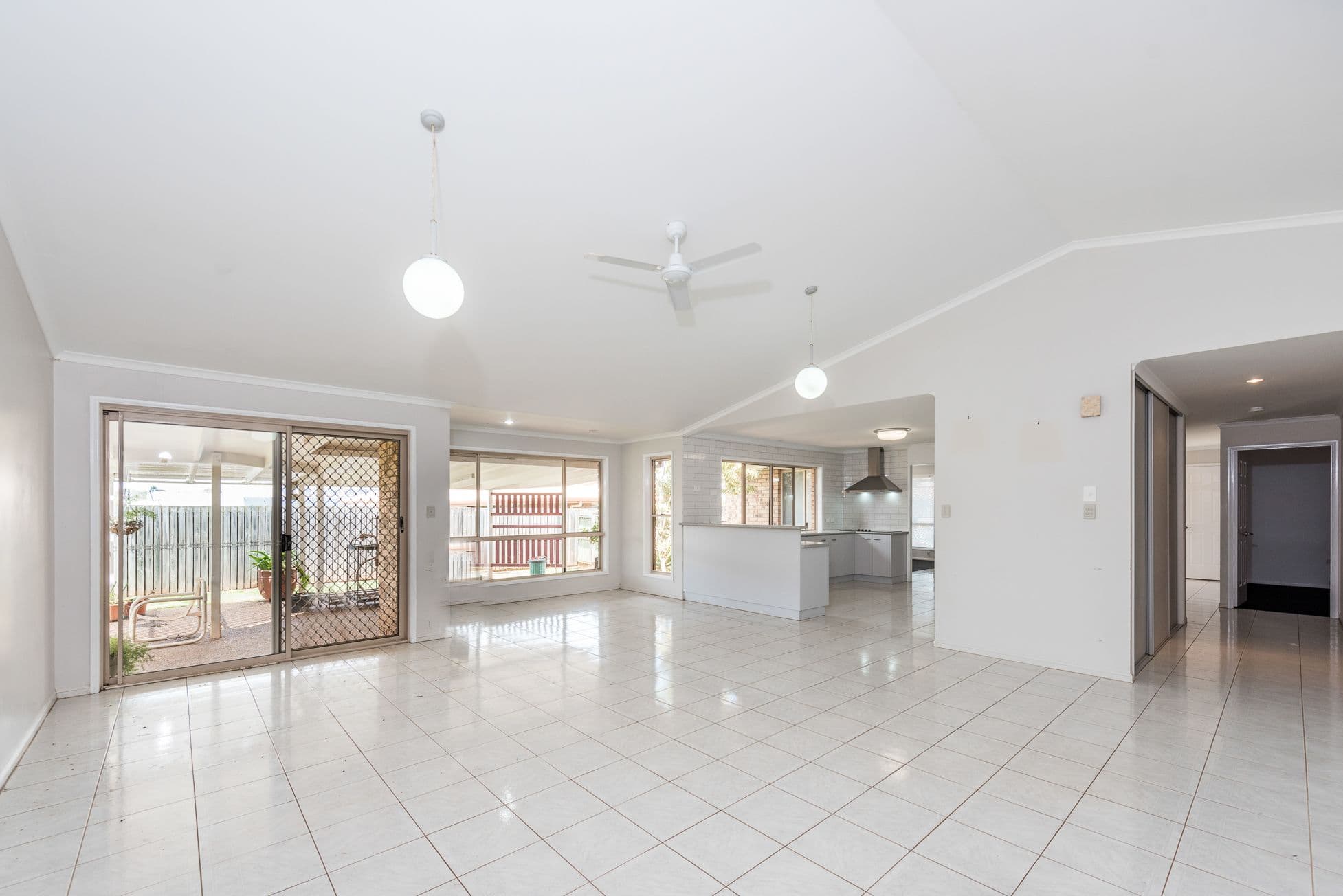 10 Carrara Court, Avoca QLD 4670, Avoca - Thumbnail 2
