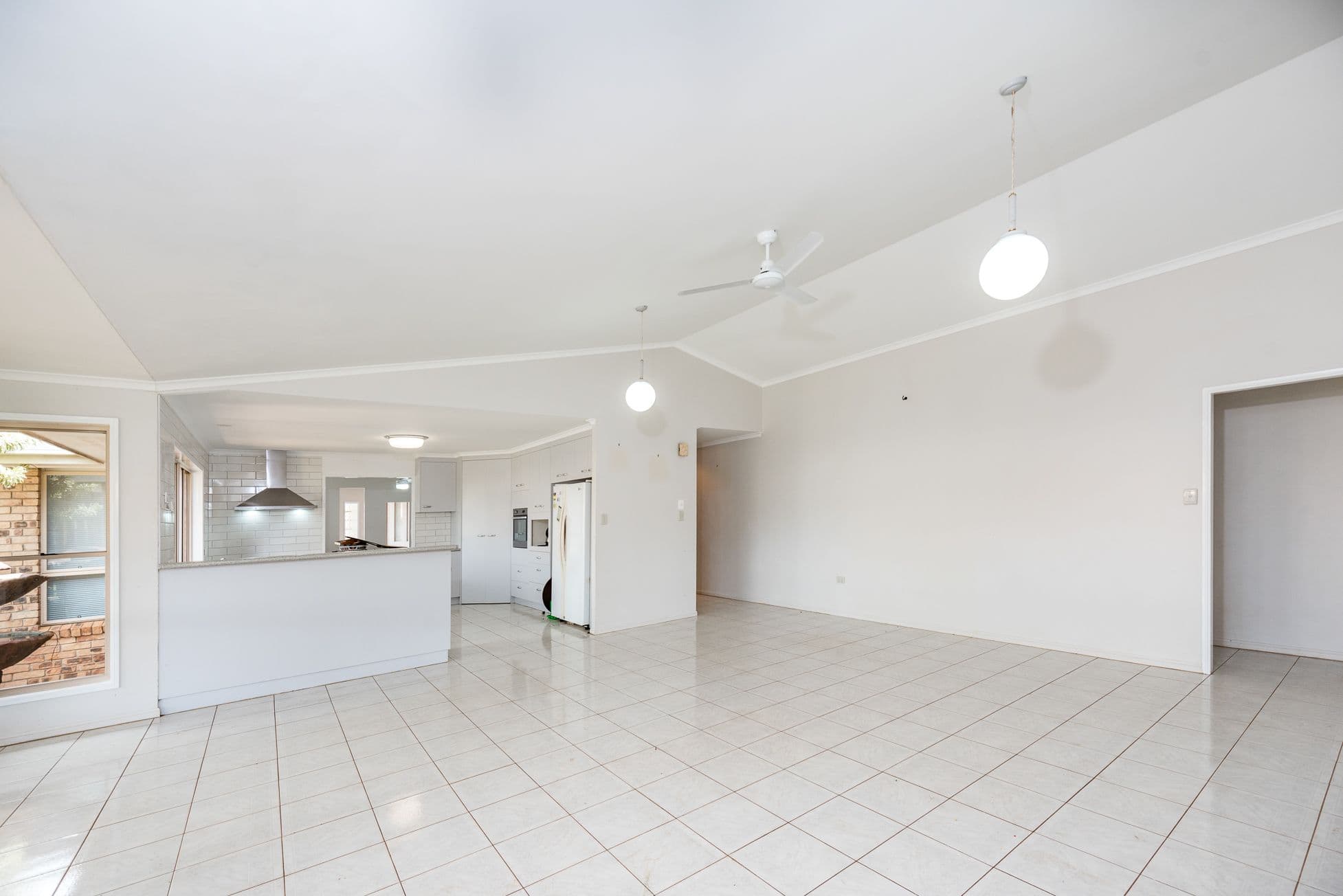 10 Carrara Court, Avoca QLD 4670, Avoca - Thumbnail 3