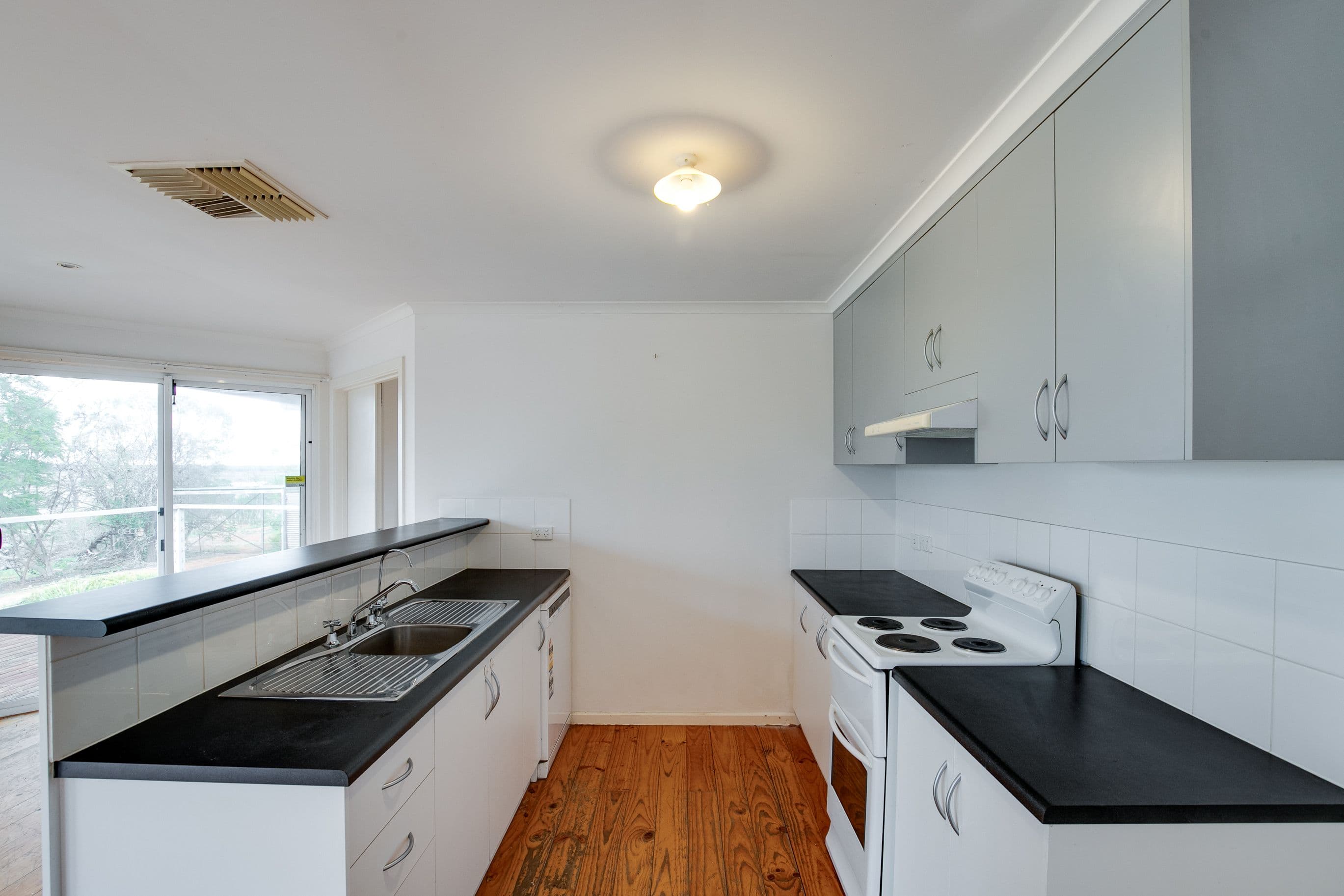 48 Ingerson Road, Glossop SA 5344, Glossop - Thumbnail 6