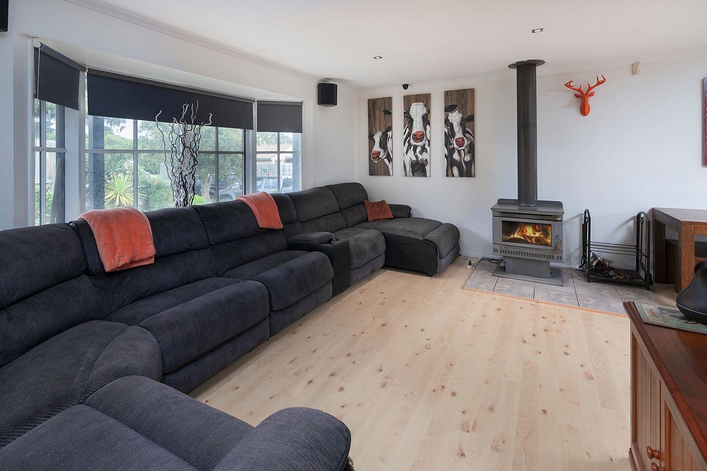 12 Leonard Drive, Langwarrin VIC 3910, Langwarrin - Thumbnail 2