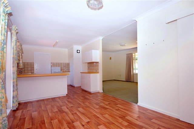 18 Diosma Street, CENTENARY HEIGHTS QLD 4350, Centenary Heights - Thumbnail 3