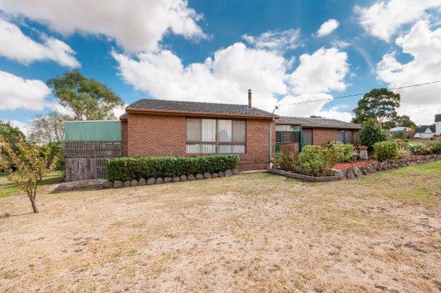 98 Arrowsmith Street, BEVERIDGE VIC 3753, Beveridge - Thumbnail 8