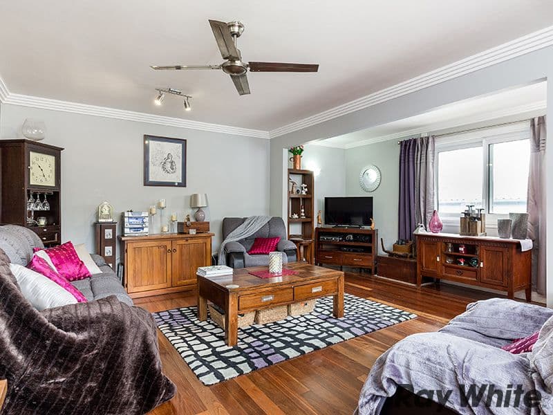 13 Gordon Road, Ferny Hills QLD 4055, Ferny Hills - Thumbnail 4