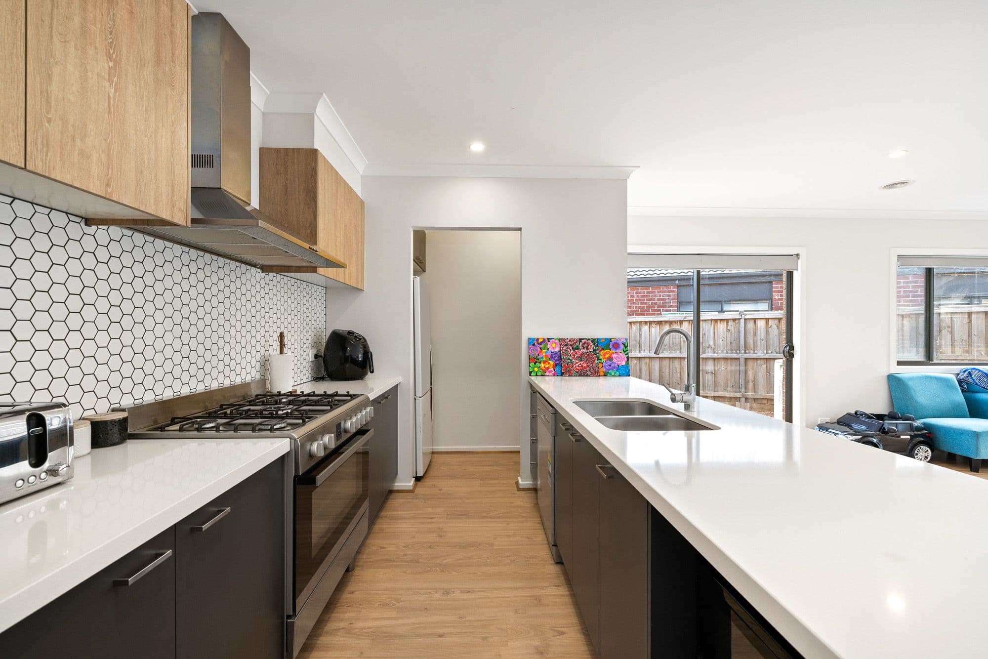 6 Pascolo Way, Wyndham Vale VIC 3024, Wyndham Vale - Thumbnail 3
