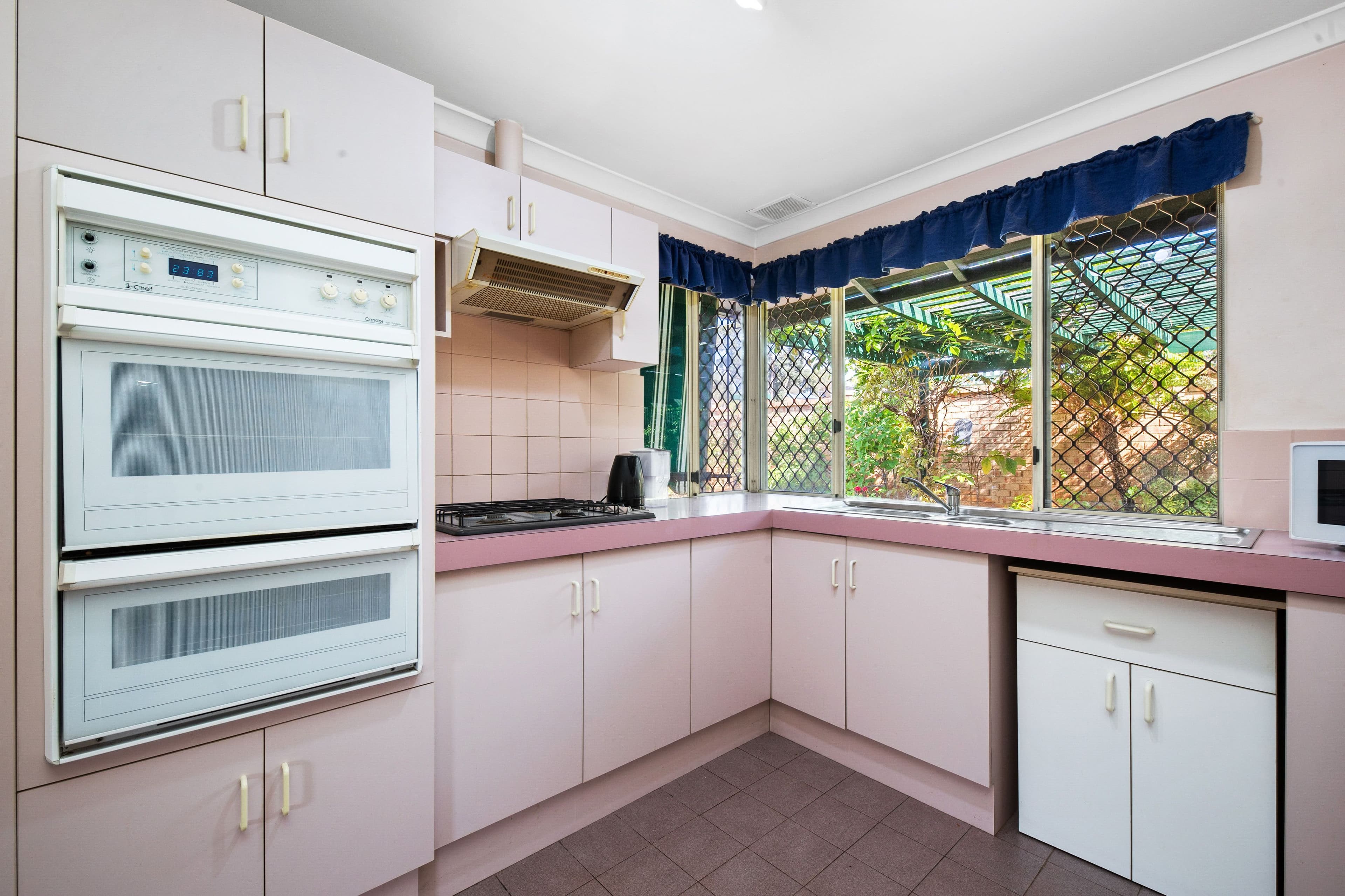11 Francis Road, Applecross WA 6153, Applecross - Thumbnail 5
