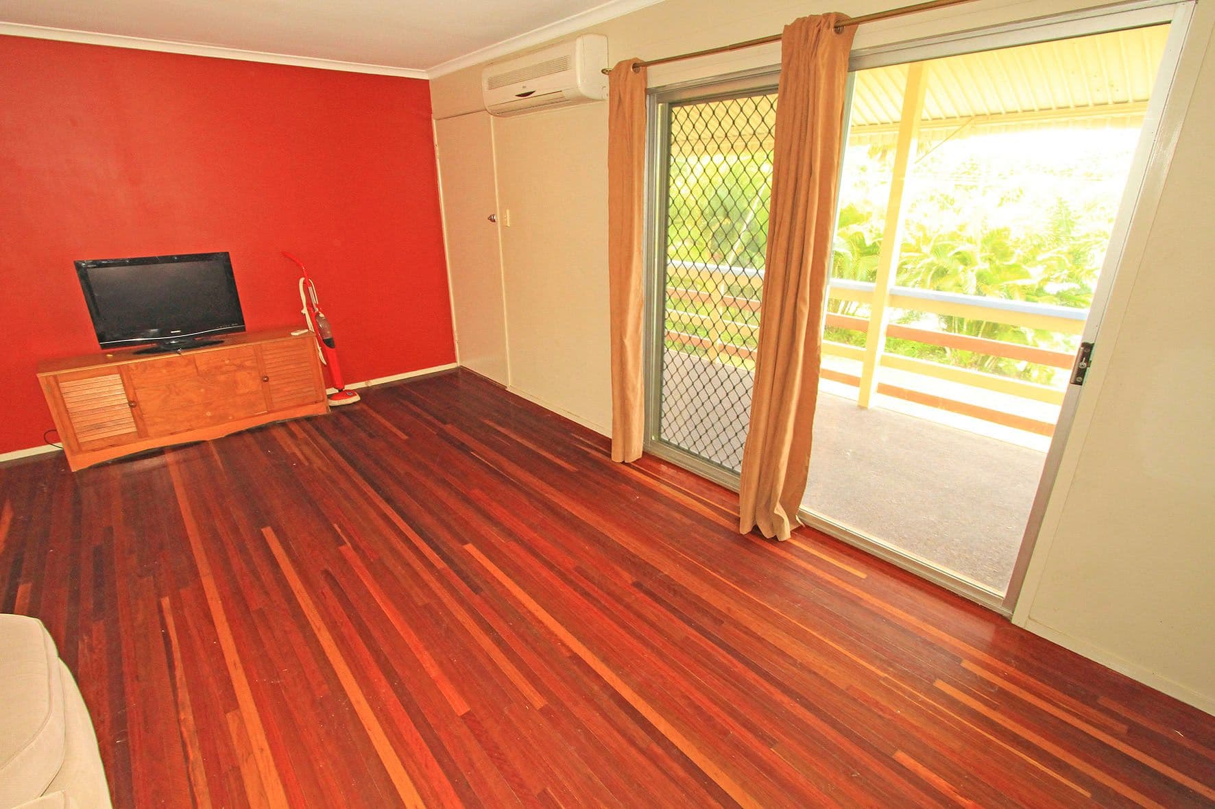 18 School Street, YEPPOON QLD 4703, Yeppoon - Thumbnail 6