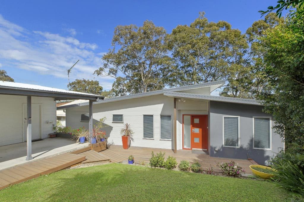 65 Lakeview Road, Wangi Wangi - Image 1