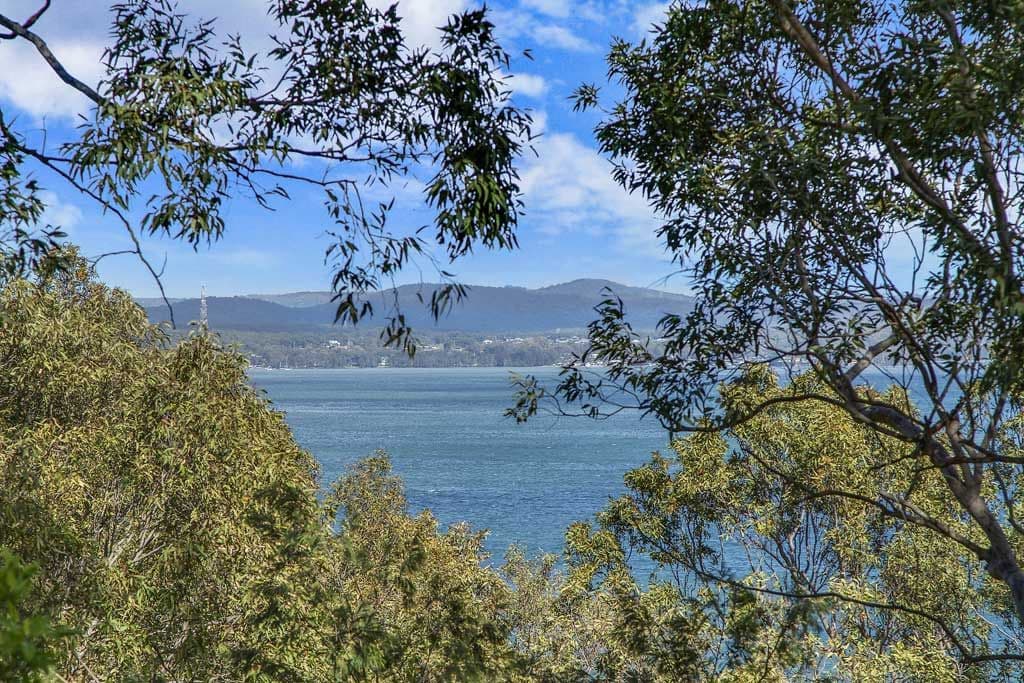 65 Lakeview Road, Wangi Wangi - Thumbnail 2