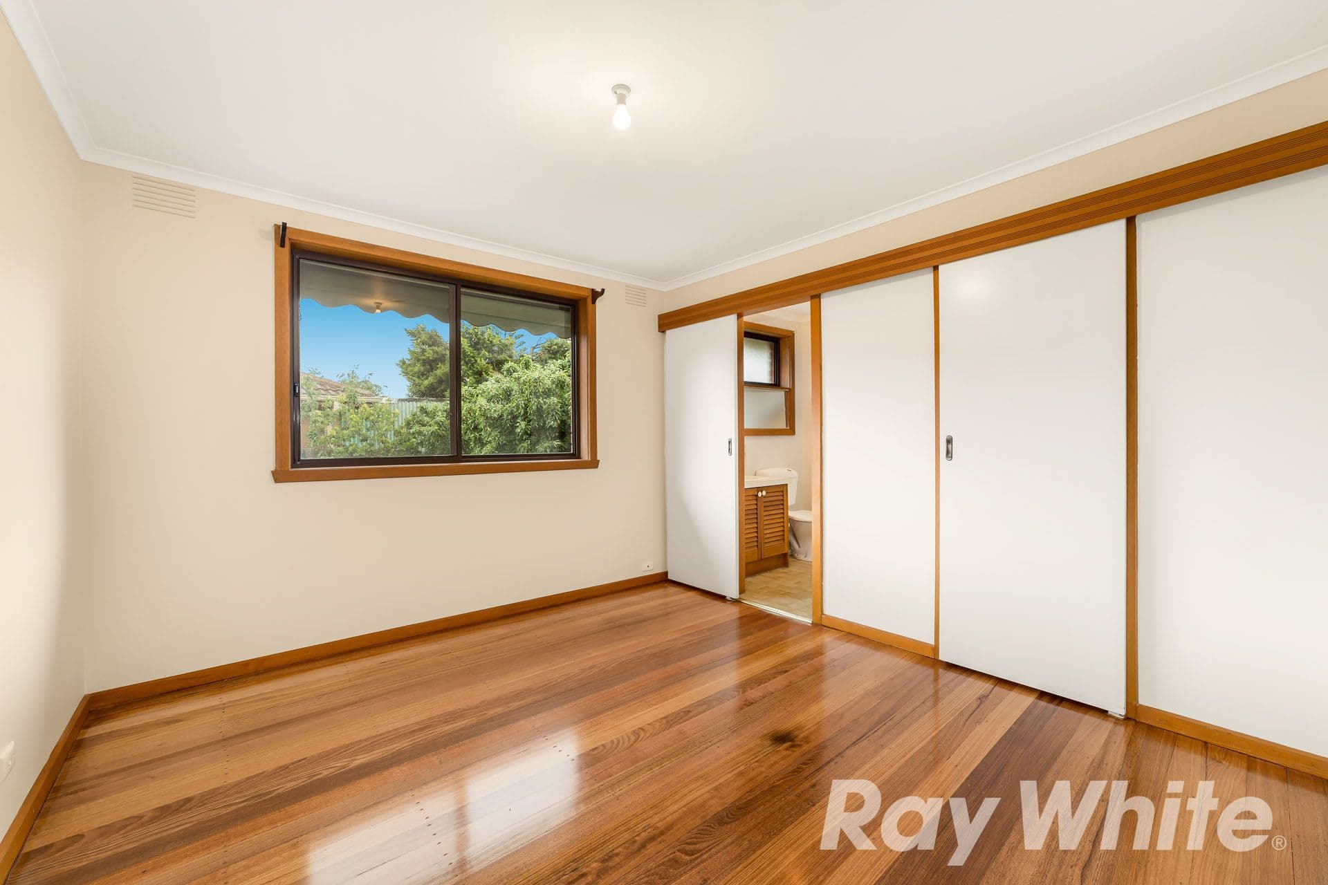 11 Strickland Avenue, Mill Park VIC 3082, Mill Park - Thumbnail 6