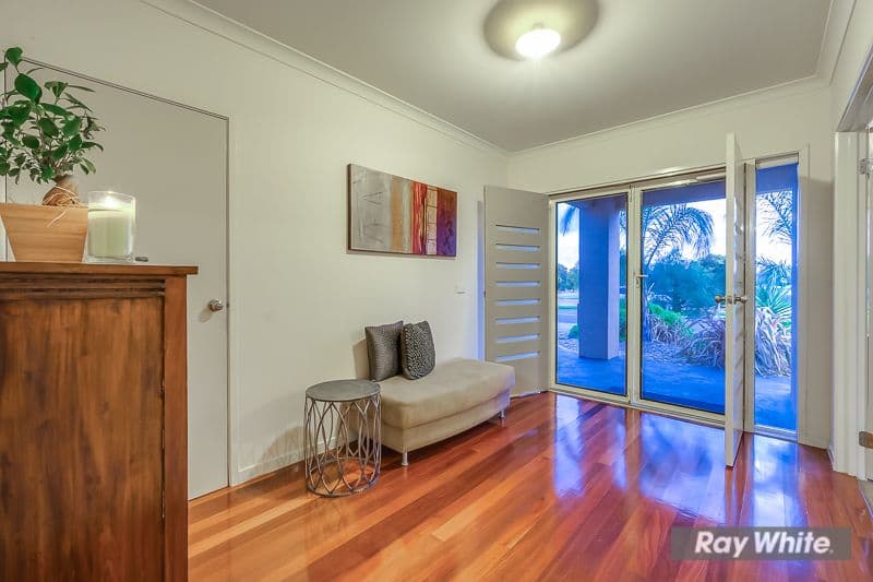 14 Grebe Way, Williams Landing VIC 3027, Williams Landing - Thumbnail 3