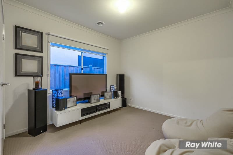 14 Grebe Way, Williams Landing VIC 3027, Williams Landing - Thumbnail 6